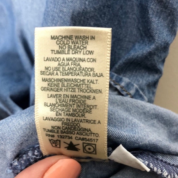 Cloth & Stone Chambray Sleeveless Button Down S - Picture 7 of 7